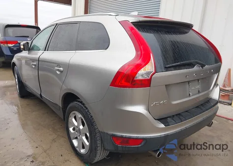 2013 Volvo Xc60 3.2 Premier из США, поврежденный, VIN YV4952DL5D2455538